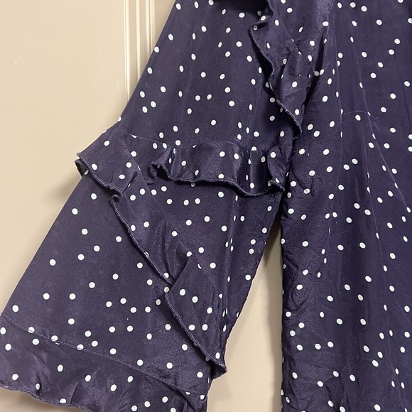 Maeve Anthropologie Navy Dot Washable Silk Ruffle Sleeve Blouse EUC - Picture 3 of 5